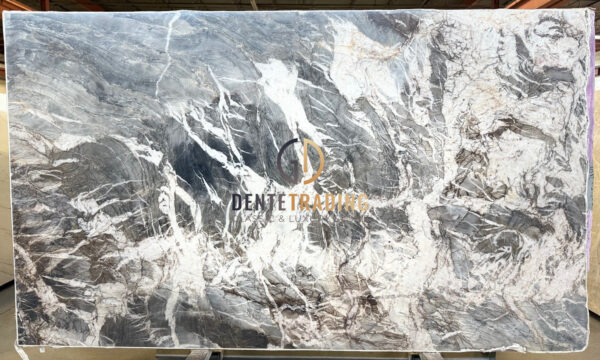 VITARA #10844 3CM POLISHED 136"± X 78"±