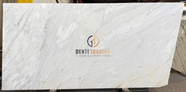 CREMO DELICATO #10863 3CM POLISHED 122"± X 60"±